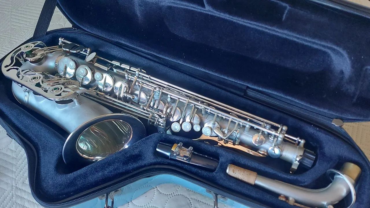 Saxofone  - Foto 2