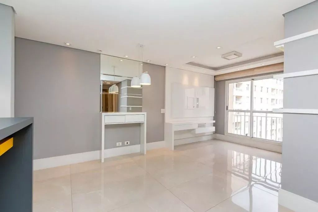 AP1313 - Apartamento com 3 dormitórios para alugar no Portão - Foto 3