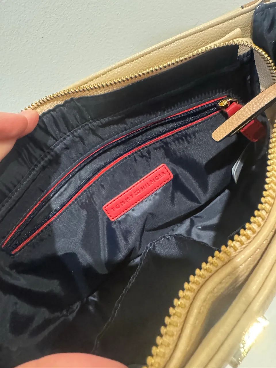 Bolsa transversal tommy hilfinger  - Foto 3