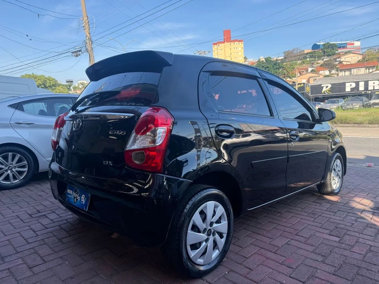 Toyota Etios 1.3 Flex 16V 5p Mec., foto 15 de 18