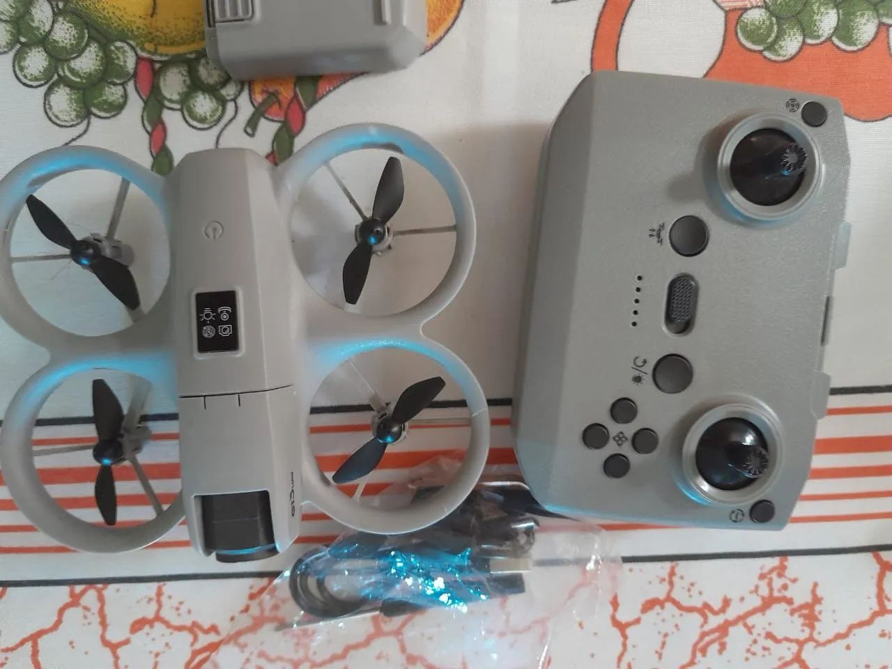 Mini Drone Smart Drone GT3 com Câmera + Controle e Acessórios - Foto 2