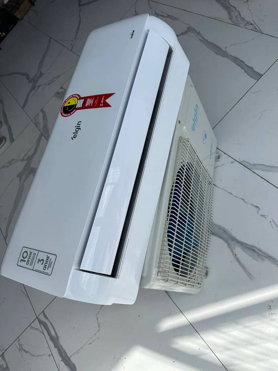 Ar 9.000 btus inverter  semi novo - Foto 3