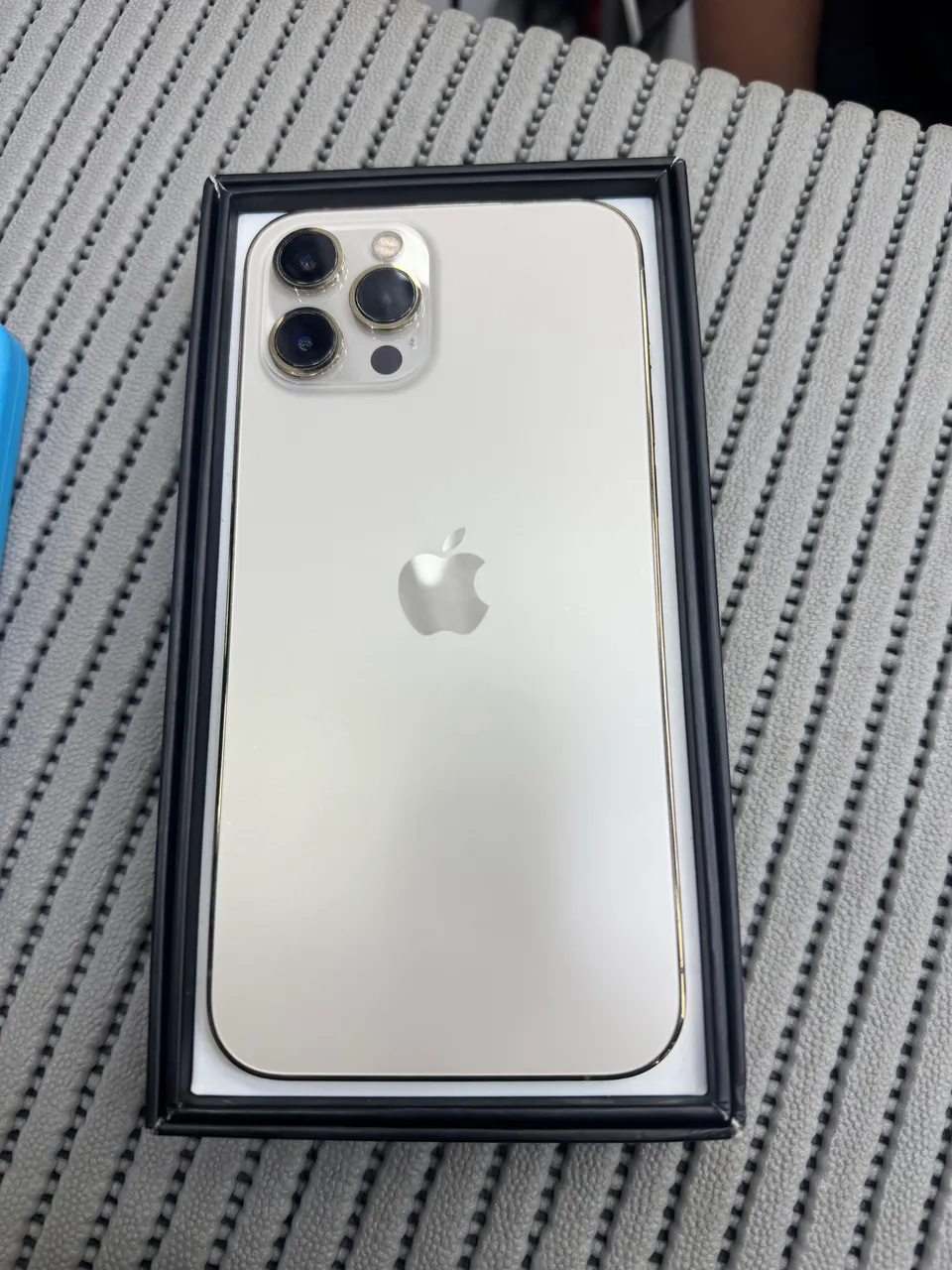IPHONE 14 PRO 128GB SILVER LACRADO - Celulares e Smartphones