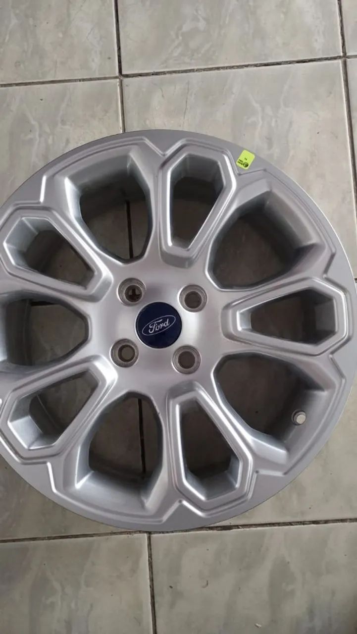 Rodas Ford