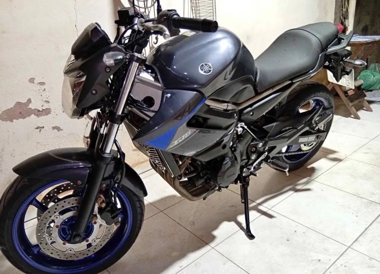 XJ6 2015/15 