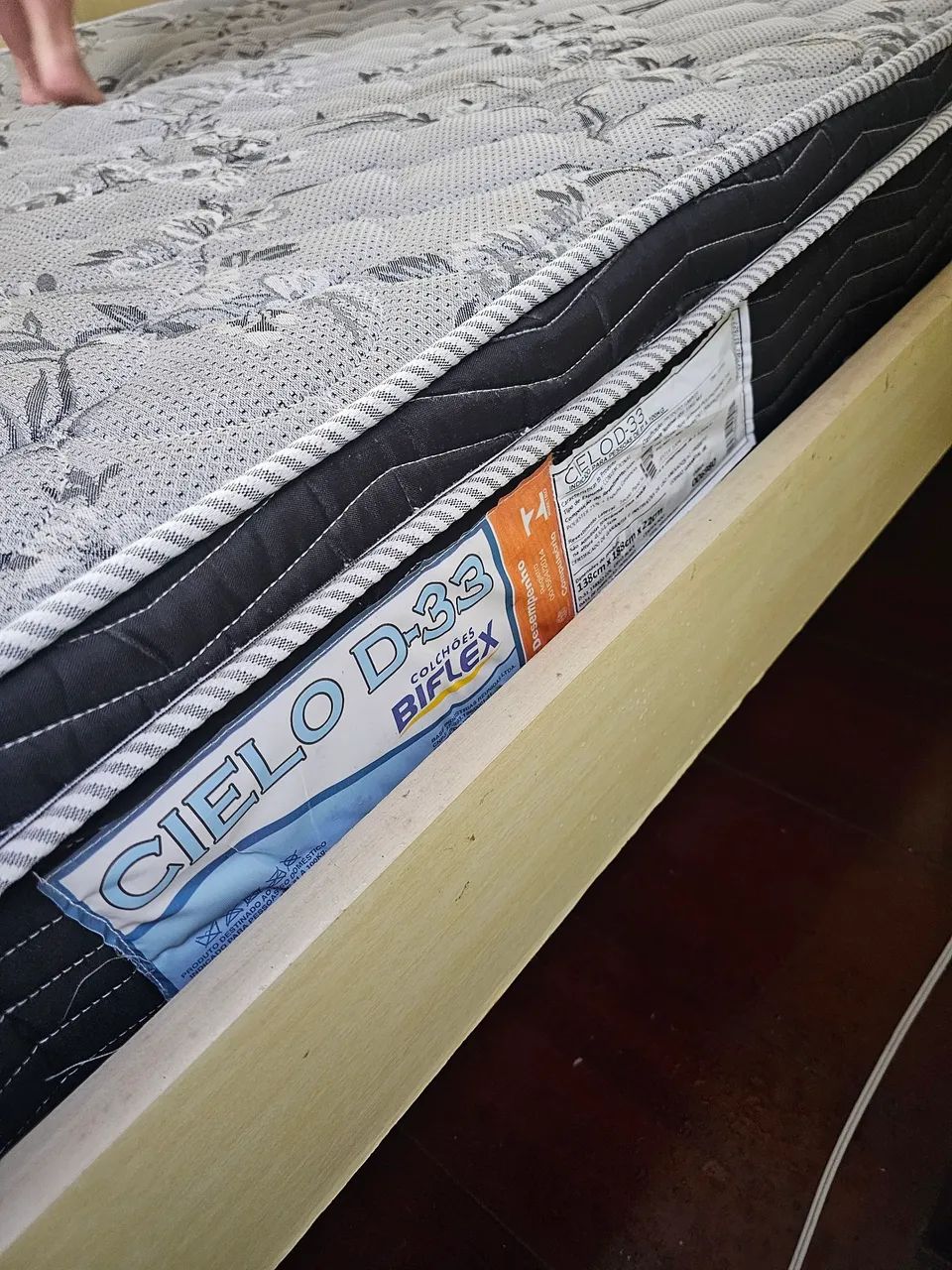 Cama de casal com colchão  - Foto 4