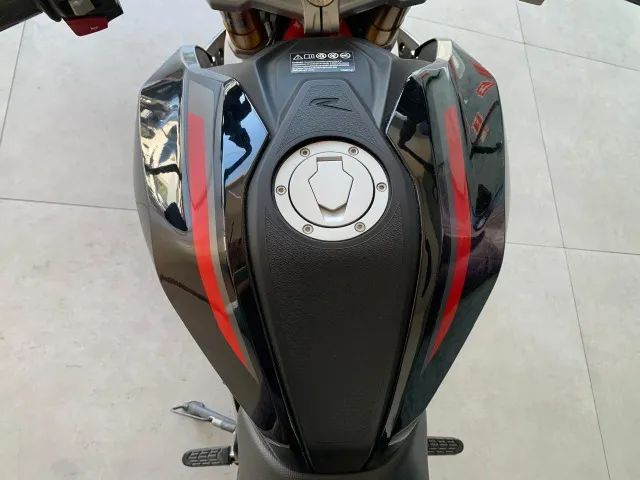 BMW 310R - Foto 5