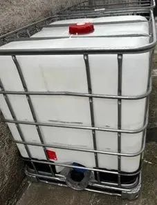 Reservatório de água IBC 1.000 litros seminovo
