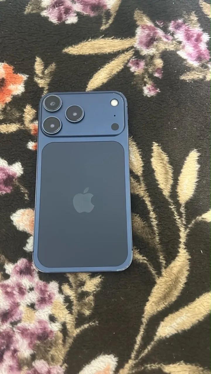 iPhone 11 na carcaça do 17 - Foto 2