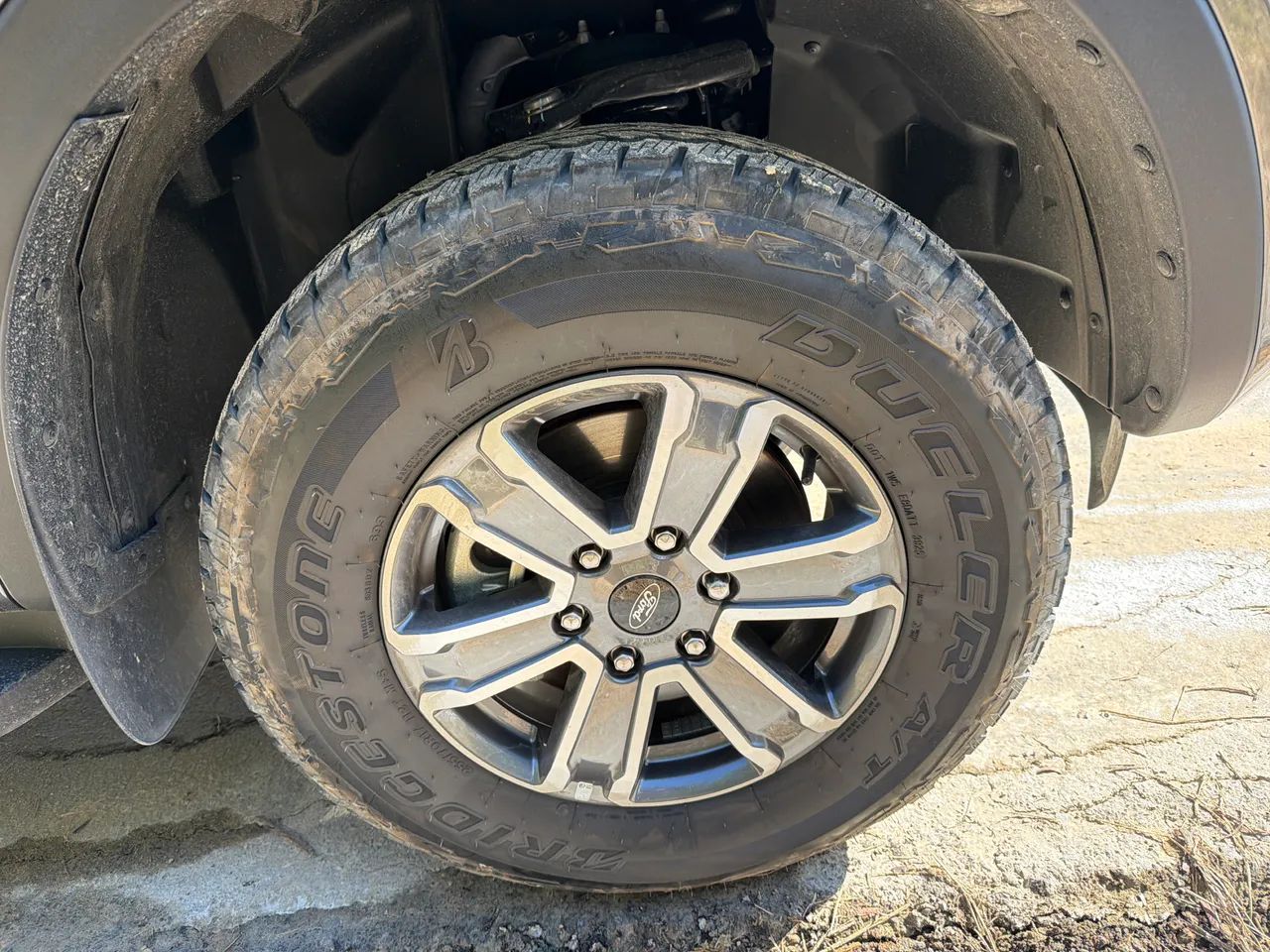 Vendo 4 pneus 255/70r17 - Foto 3