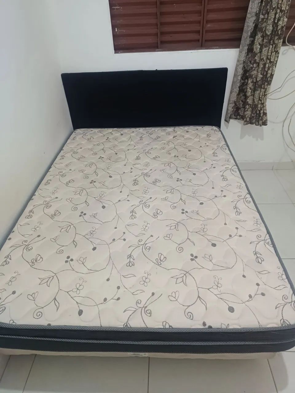 Colchão de casal e cabeceira  - Foto 2