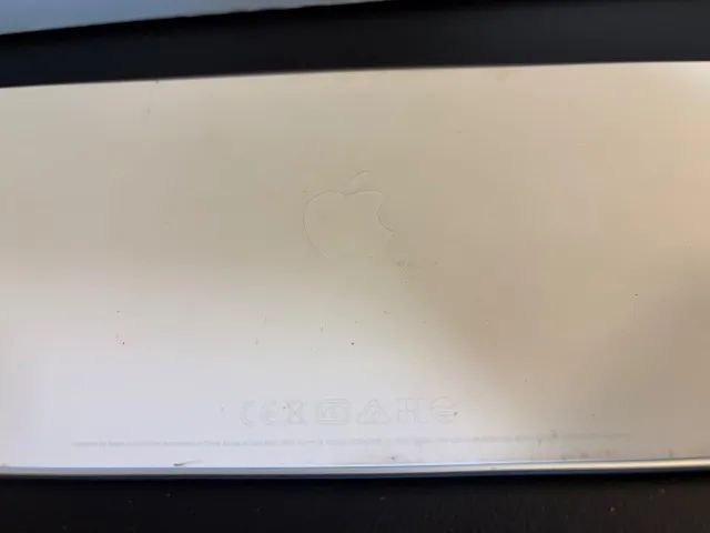 Apple Magic Keyboard com Touch ID e Teclado Numérico Branco - Original - Foto 4