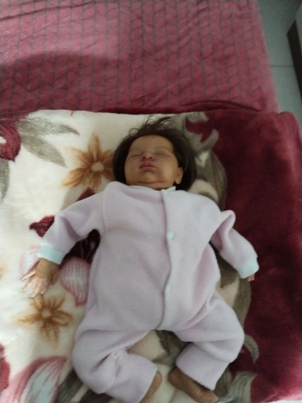 Bebe reborn do kit Laura moreninha. - Foto 2