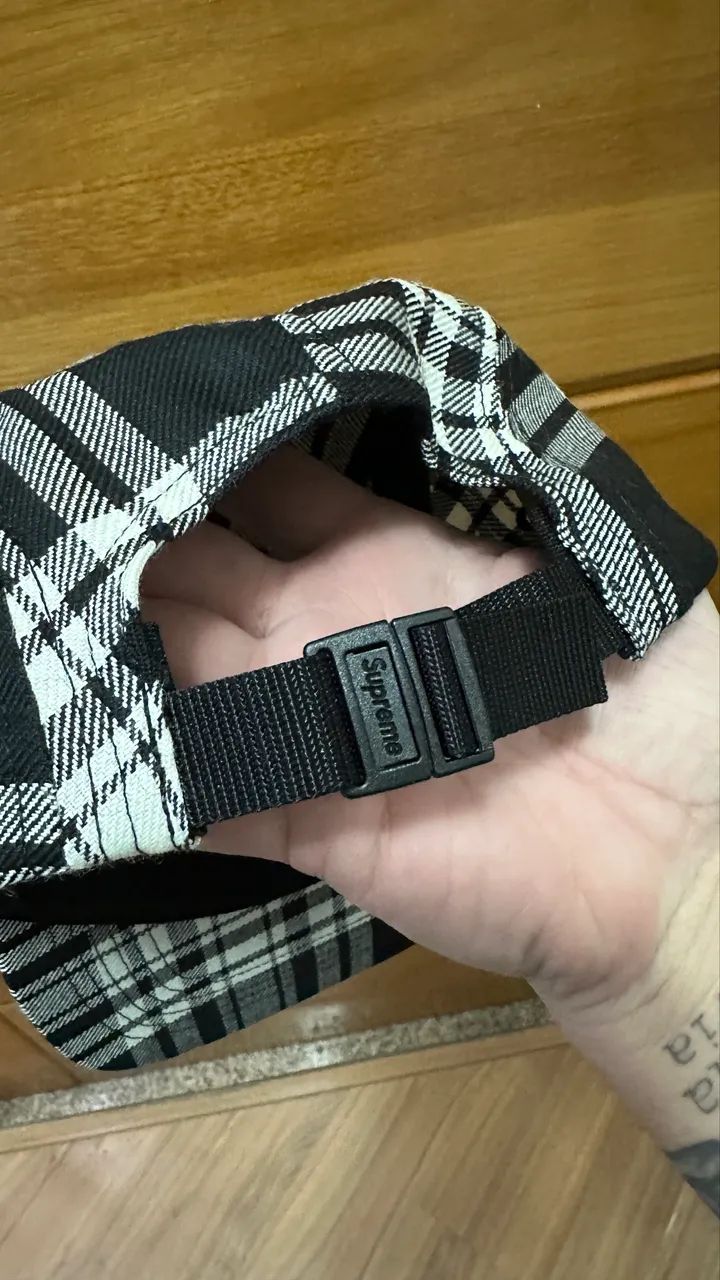 Boné Supreme Lochcarron Camp Black FW25-W3 Five Panel - Foto 2