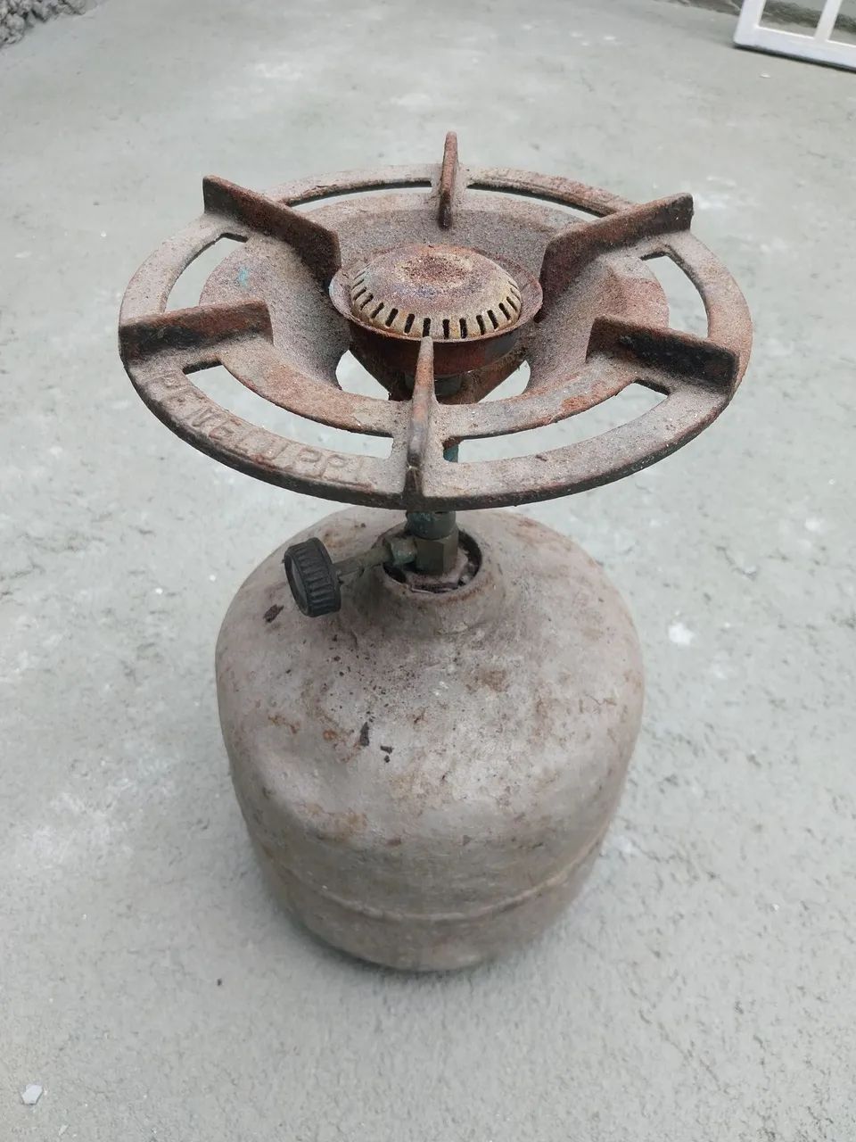 Carrinho, grade de metal e outros - Foto 3