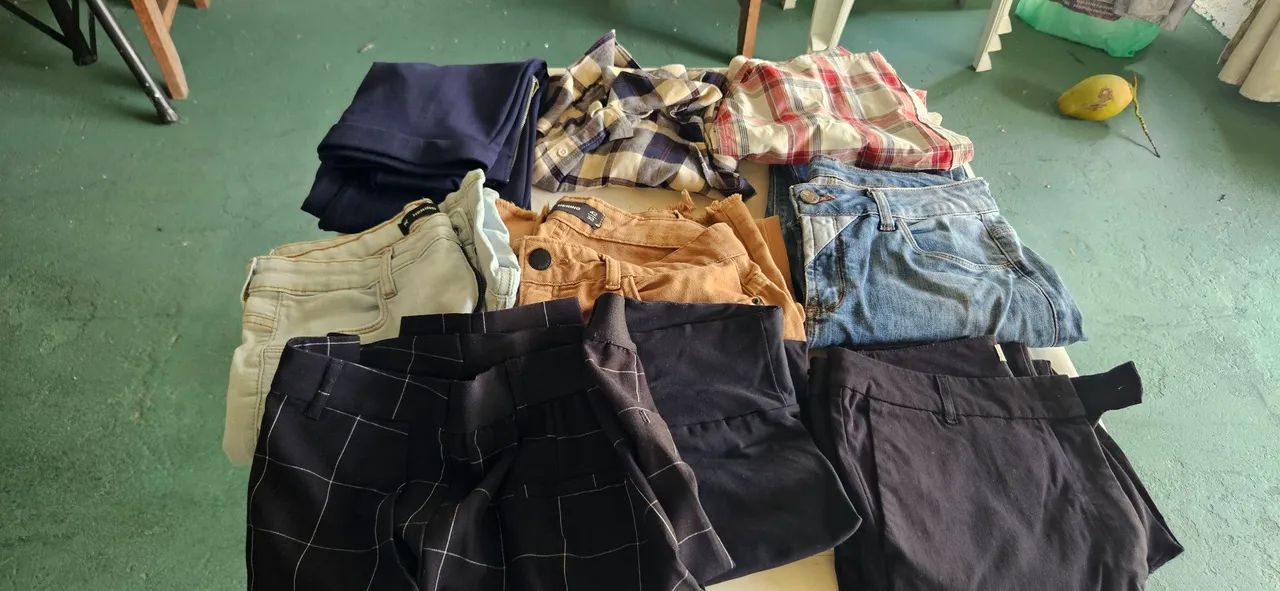Vendo roupas usadas - Foto 3