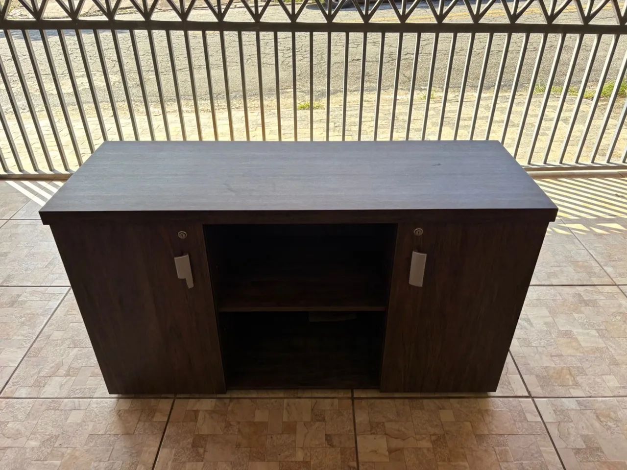 Armário baixo 2 portas 