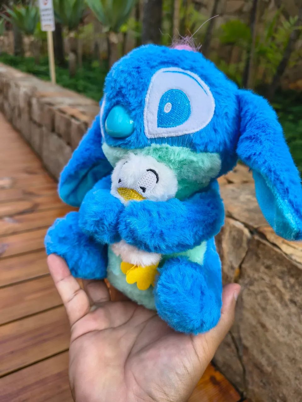 Stitch Patinho 25cm - Foto 2