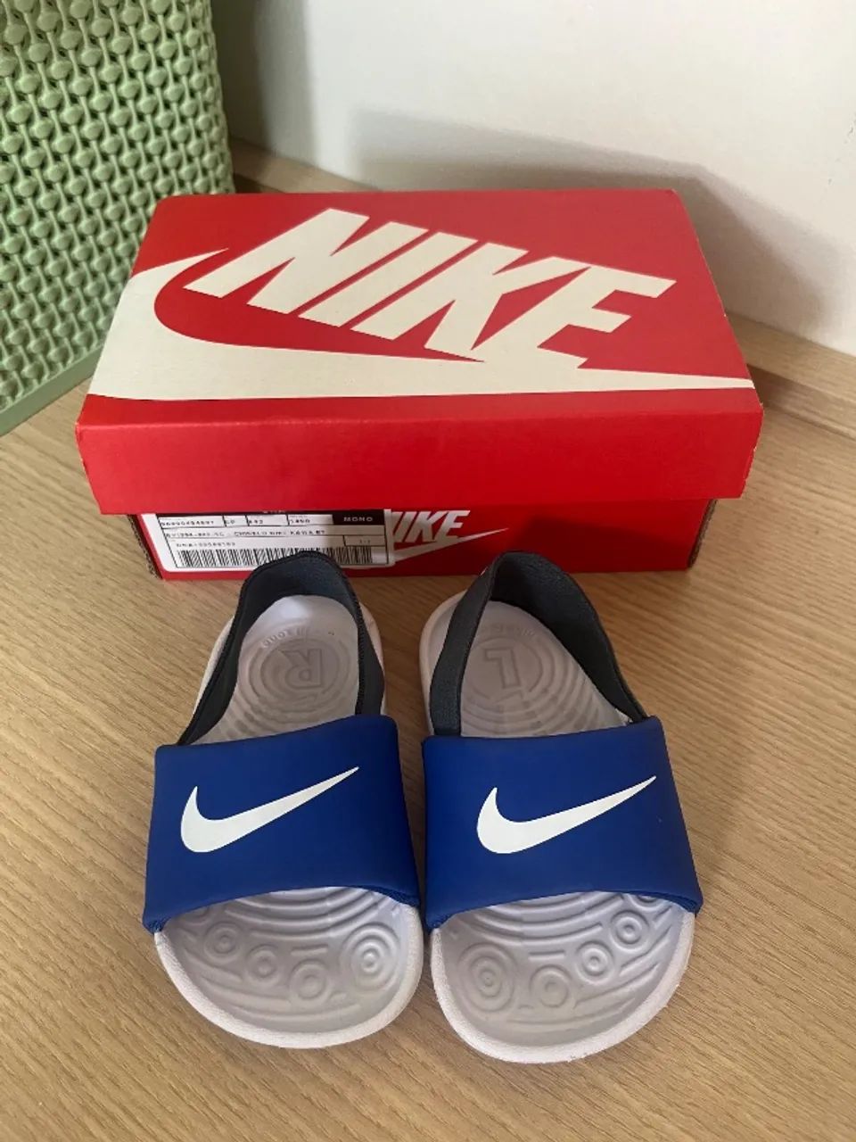 Sandália Nike