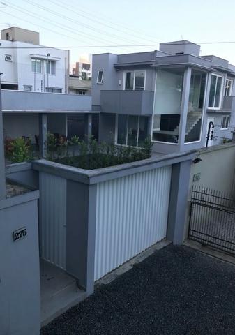 Linda casa 3 suites bairro Gloria em Joinville - Foto 16