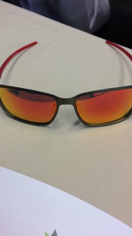 vendo oculos da oakley vendo oculos da oakley