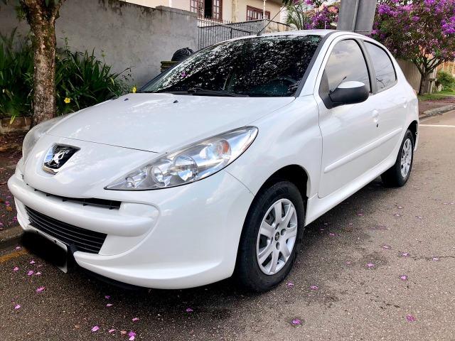 Peugeot 207 Active 1.4 Impecável Lindo