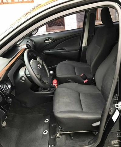 Toyota Etios 1.3 X 2014 - Completo - Foto 13