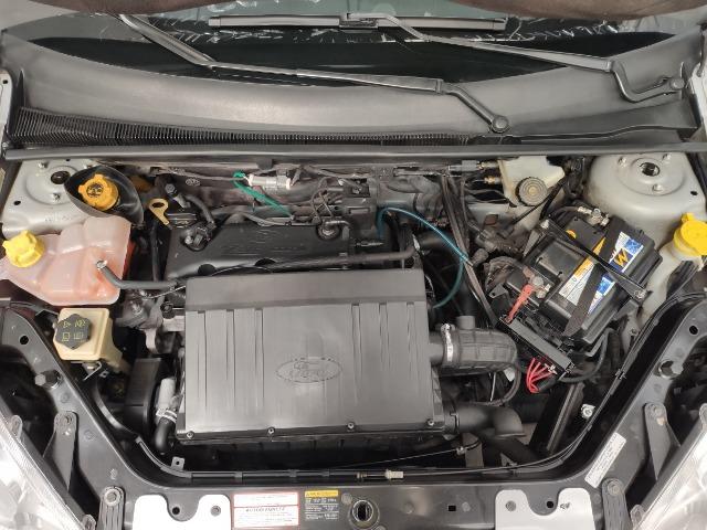 Ford Fiesta Hatch 1.6 Class Completo - Foto 7