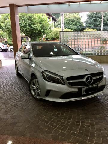 Mercedes-Benz A200 FF Hatch *2018* Em estado de nova A 200 TOP, BMW 120i BMW 118