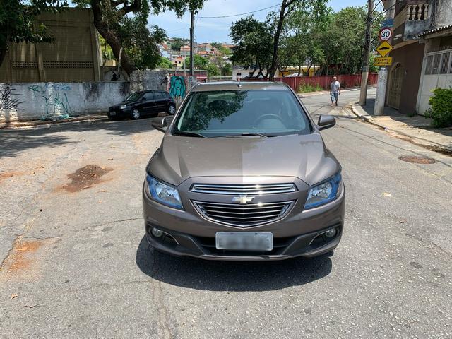 Prisma 1.4 LTZ 2014 70 mil km - novíssimo