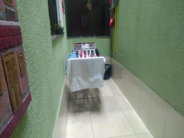 Casa frente de rua 02 qtos garagem no Centro de Nilópolis RJ. Ac carta! - Foto 5