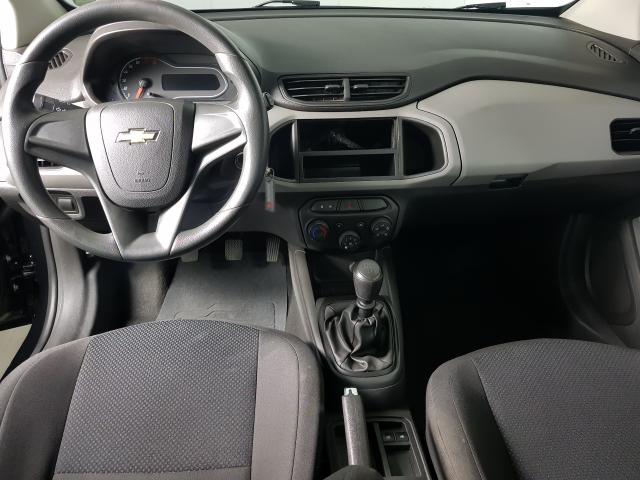 Chevrolet ONIX HATCH Joy 1.0 8V Flex 5p Mec. - Preto - 2017 - Foto 4