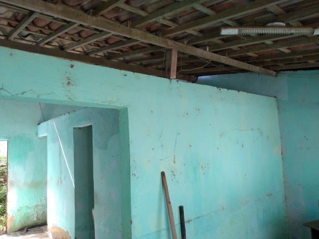 Vende-se ou troca casa em carro, - Foto 5