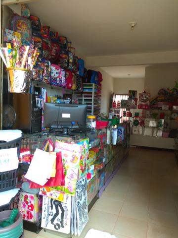 Vende-se ou Troca por carro - Foto 6