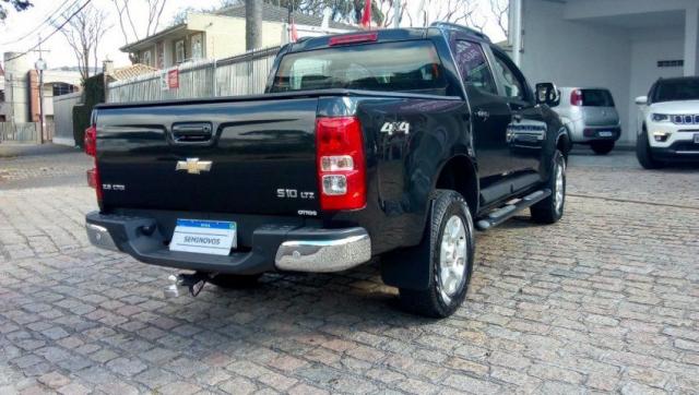 CHEVROLET S-10 CD LTZ 4X4 2.8 200CV TB-CTDI AT Preto 2015/2016 - Foto 3