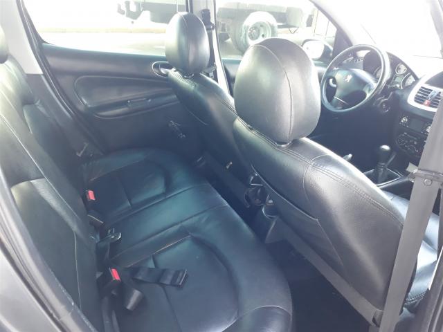 207 2011/2011 1.4 XR PASSION 8V FLEX 4P MANUAL - Foto 8