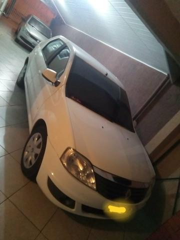 Oportunidade Logan 1.6 completooo!!