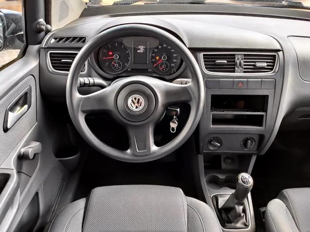 VOLKSWAGEN FOX 1.0 8V (G2) 4P - Foto 8