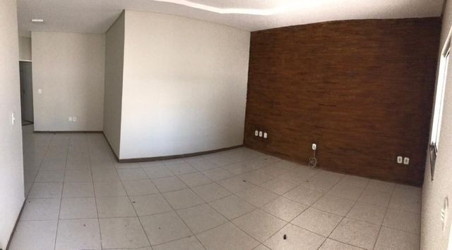 Casa Bairro Alexandrina - Líder Imobiliária - Foto 2
