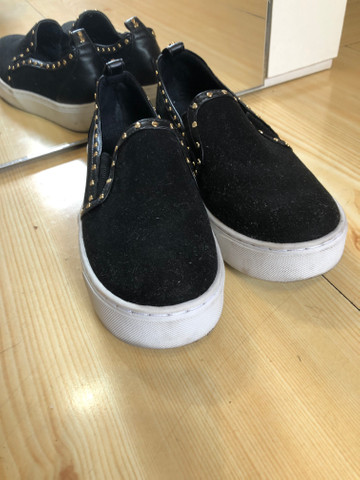 slip on tamanho 33