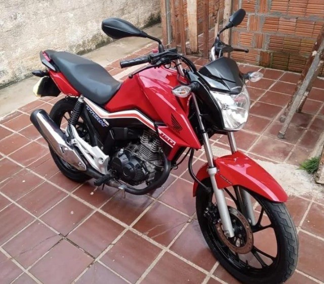 TITAN 160 NO ESTILO