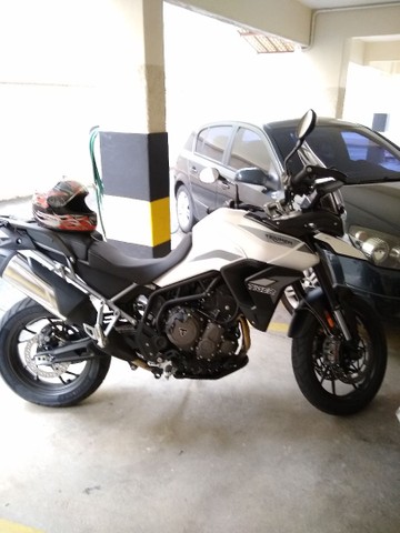 VENDO MOTO
