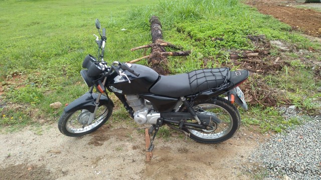 VENDO OU TROCO POR CARRO TITAN KS