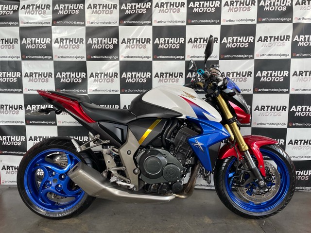 CB 1000R 2013  41.631 KM , FINANCIO ATÉ 48X E CARTÃO ATÉ 18X