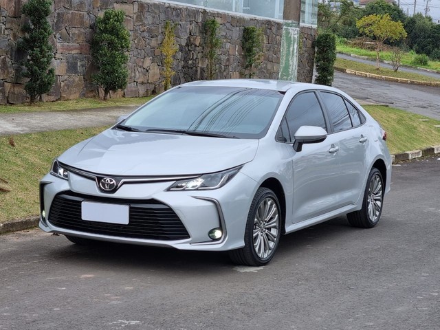 COROLLA XEI 2.0 AUTOMÁTICO 2021 BAIXO KM 13000.