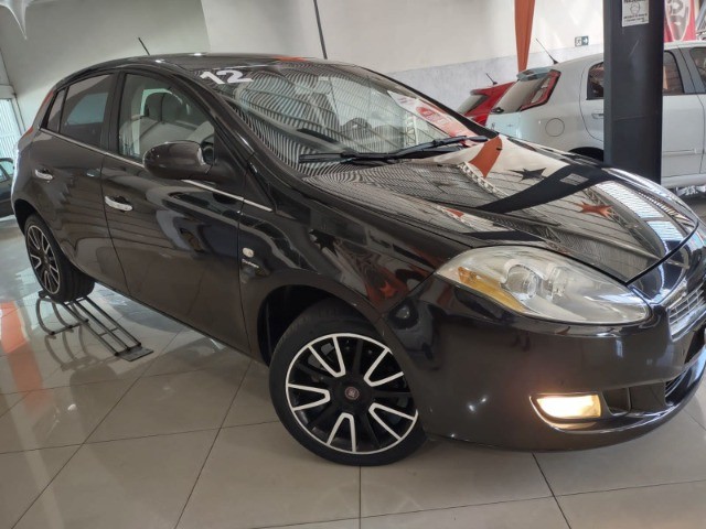 BRAVO ABSOLUTE COM 64.000 KM ORIGINAL TOP DE LINHA  FINANCIAMOS COM PEQUENA ENTRADA 