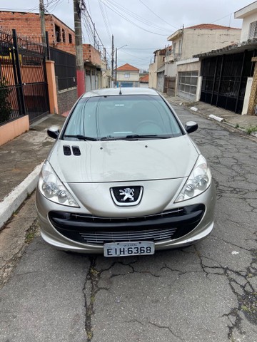 PEUGEOT 207 1.4 8V 2011