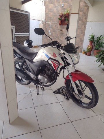 TITAN 150