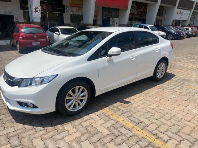 HONDA CIVIC AUTOMÁTICO