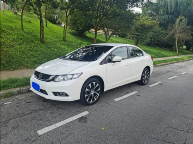 HONDA CIVIC 2.0 LXR FLEX AUT.